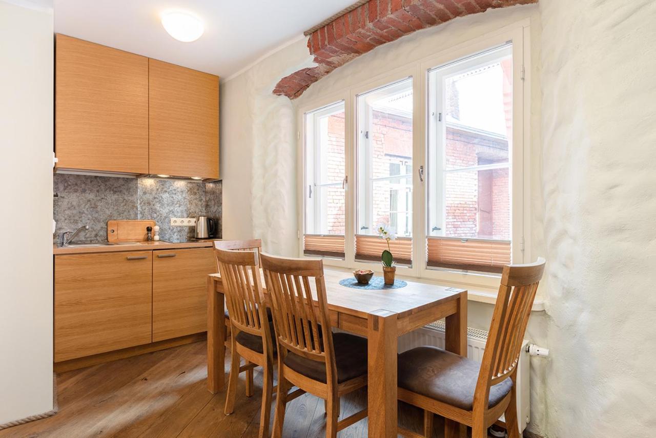 Rueuetli Apartments In Tartu Old Town Buitenkant foto